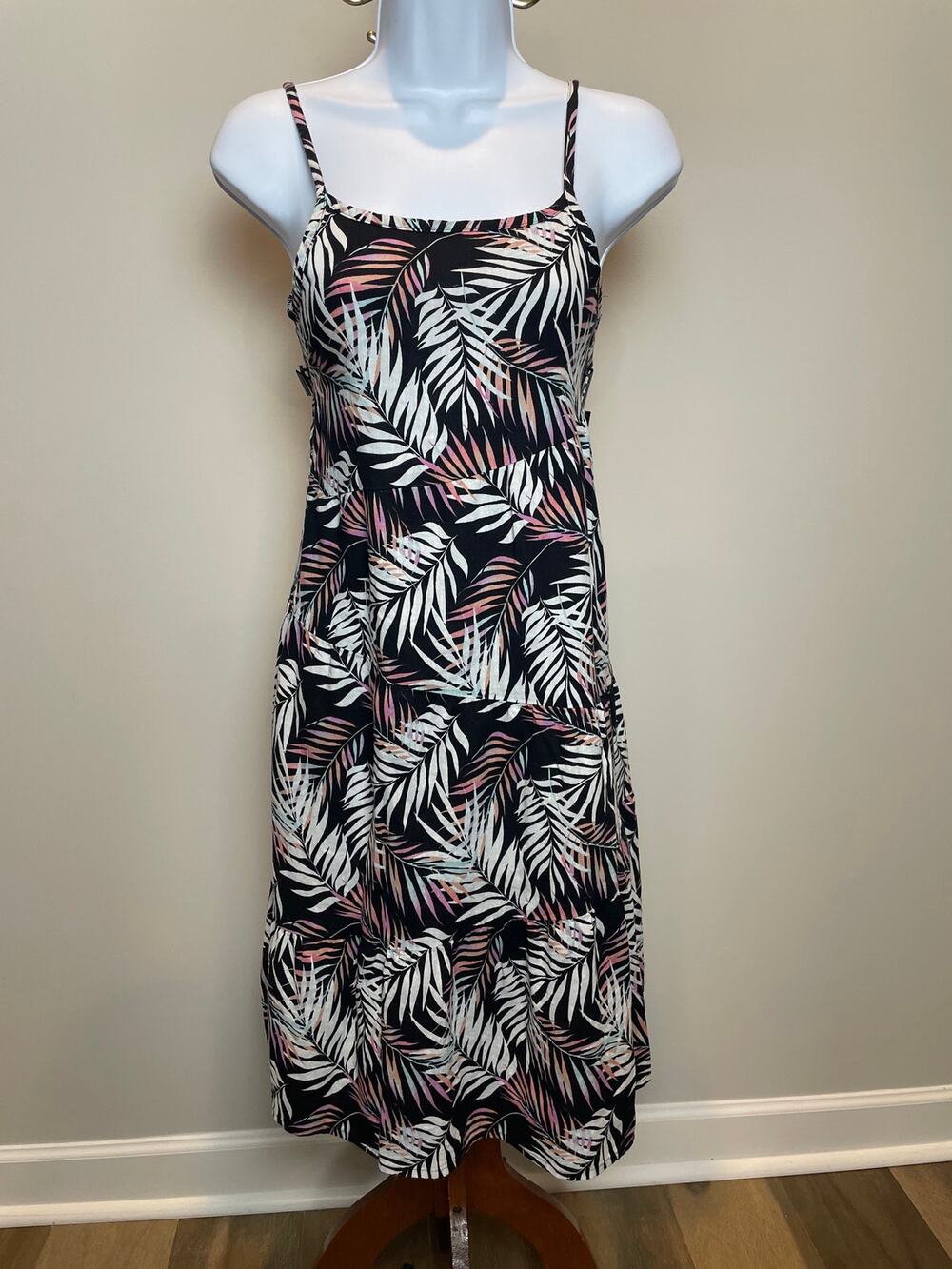 SO Sundress Black White Pink Tropical Leaf Print Size M